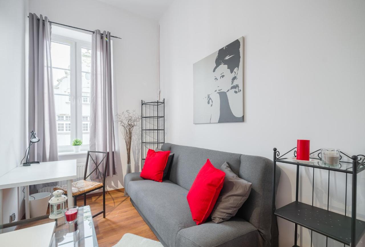 Pokoj Tkacka Czerwony W Apartamencie Ze Wspolna Lazienka I Kuchnia *